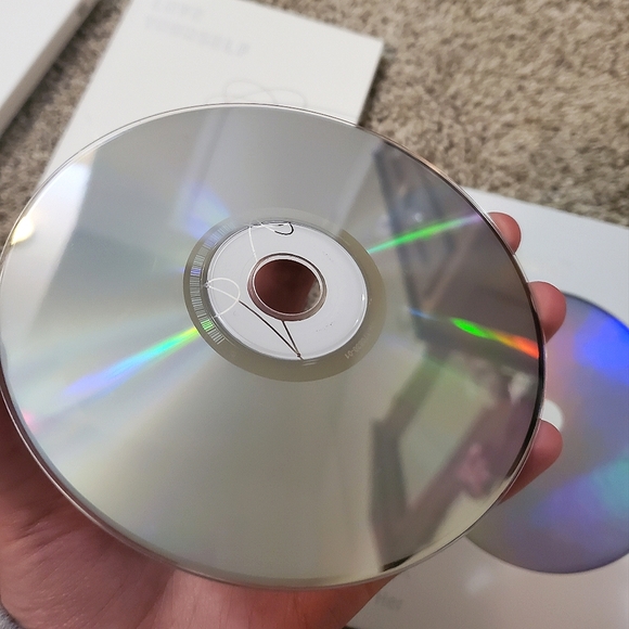 BTS Love Yourself Her Album (Version: O) With CD - Picture 2 of 5
